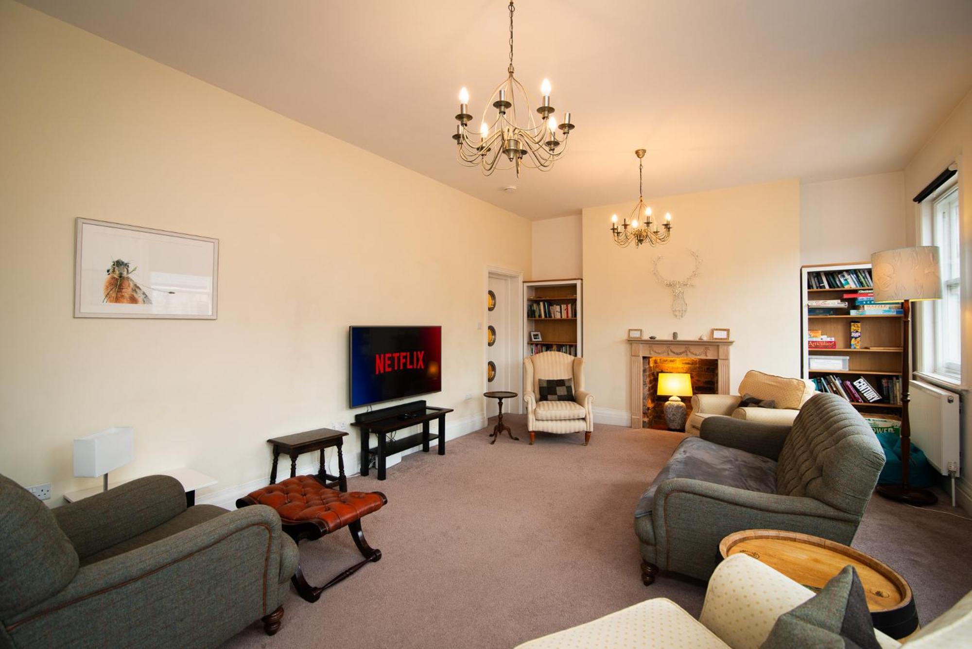 Spacious River View Retreat Near Peak District Matlock (Derbyshire) Exterior foto